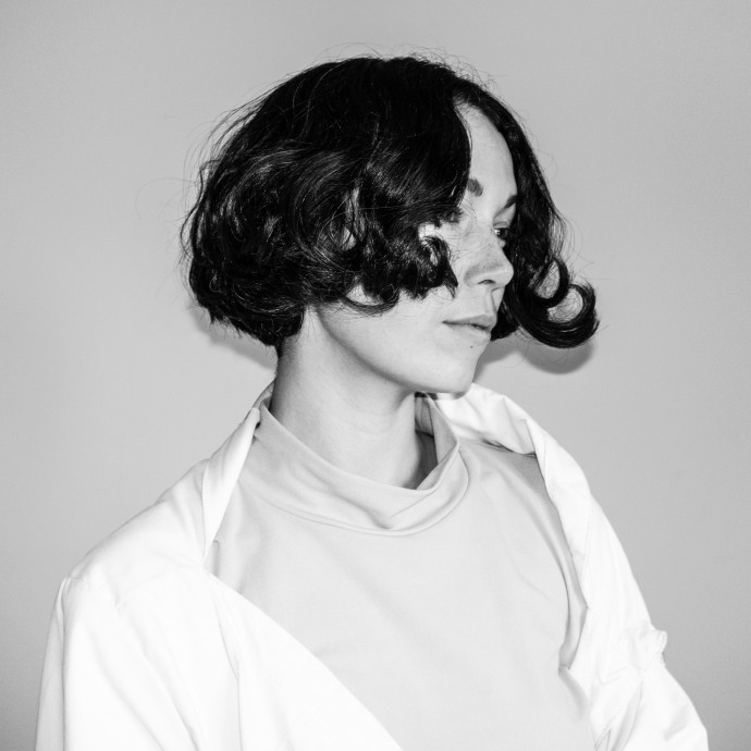 Kelly Lee Owens torna finalmente in Italia a luglio a Soliera (Mo)